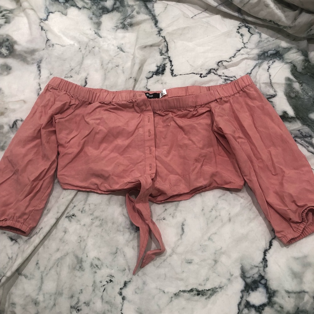 pink crop top